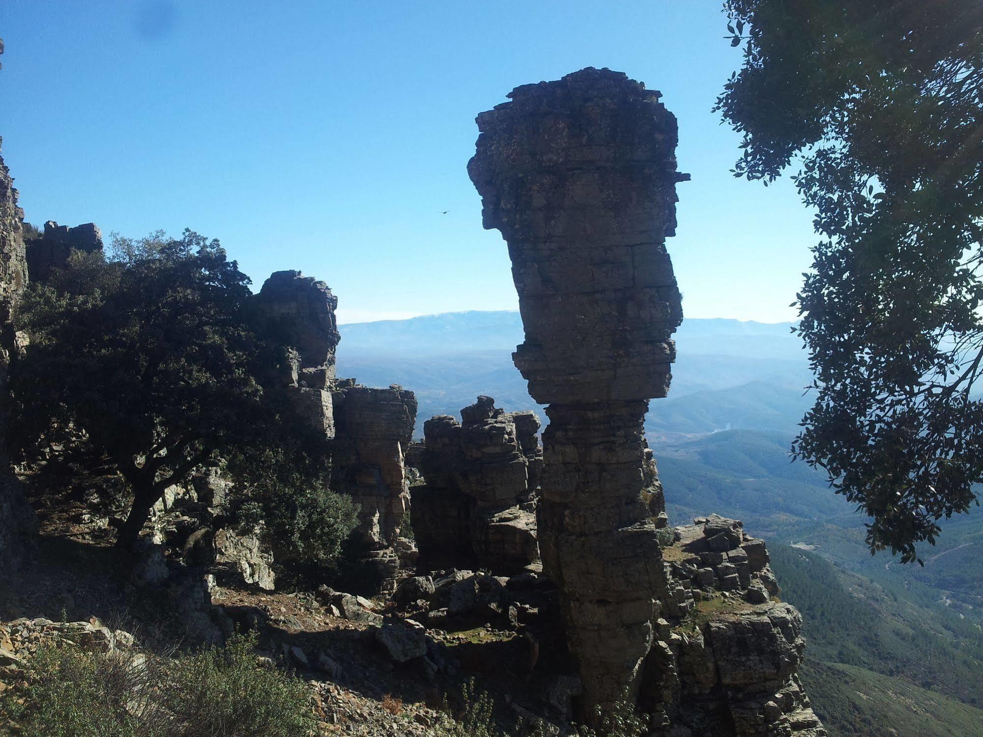 Apartamentos El Mirador Del Soto Sotoserrano Buitenkant foto